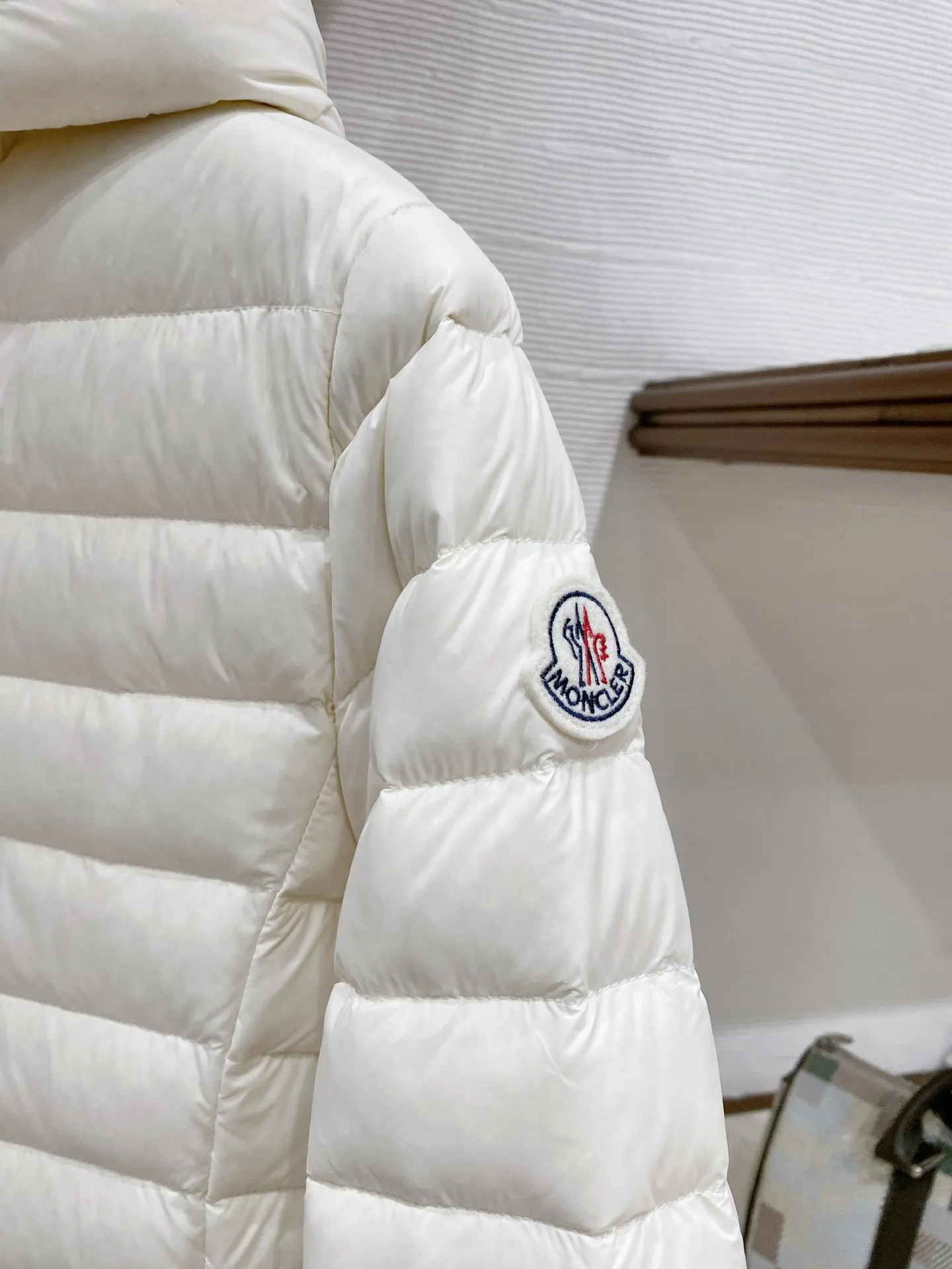 Moncler . Ige . Ige Ige longue saison ， 。 。 ， Classic ， 。 。 Size：1234